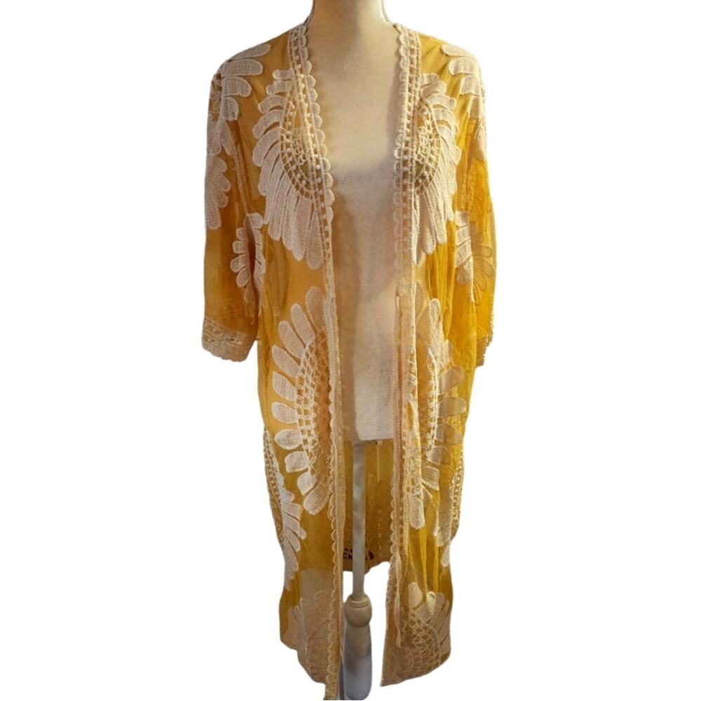 Ember Yellow White Semi Sheer Lace Duster Cardigan Kimono Cover Up Size Small